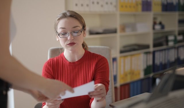 SERBEST MESLEK KAZANÇLARINDA GEÇİCİ VERGİ 2023