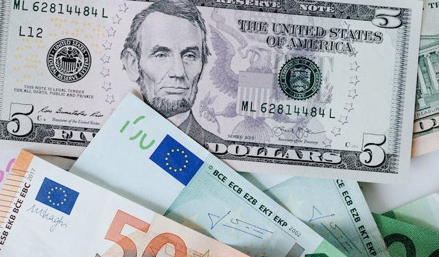 DÖVİZ POZİSYON RAPORLAMASI KALDIRILDI