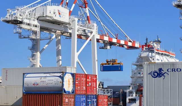 İthalatta KDV İndirim Hakkı Kaldırıldı