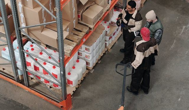 Kati ithalata dönüştürmede hesaplanan gecikme zammının KDV matrahına ilave edilmesi sorunu